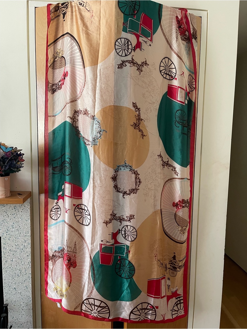 Victorian pattern with horse drawn carriages.